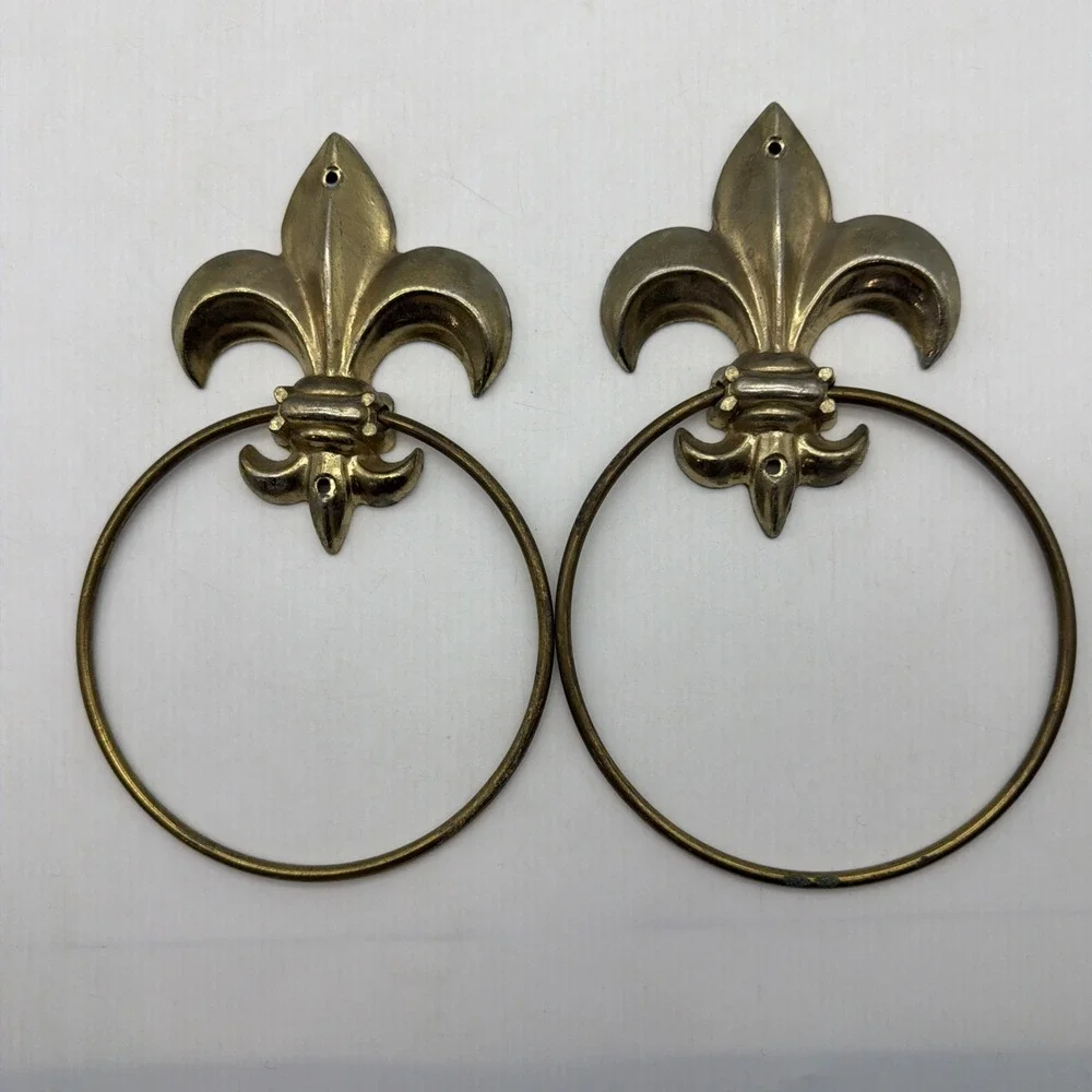 3- Brass fleur de lis Towel Holder Ring Wall Mounted Vtg